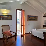 Bougainville San Vincenzo